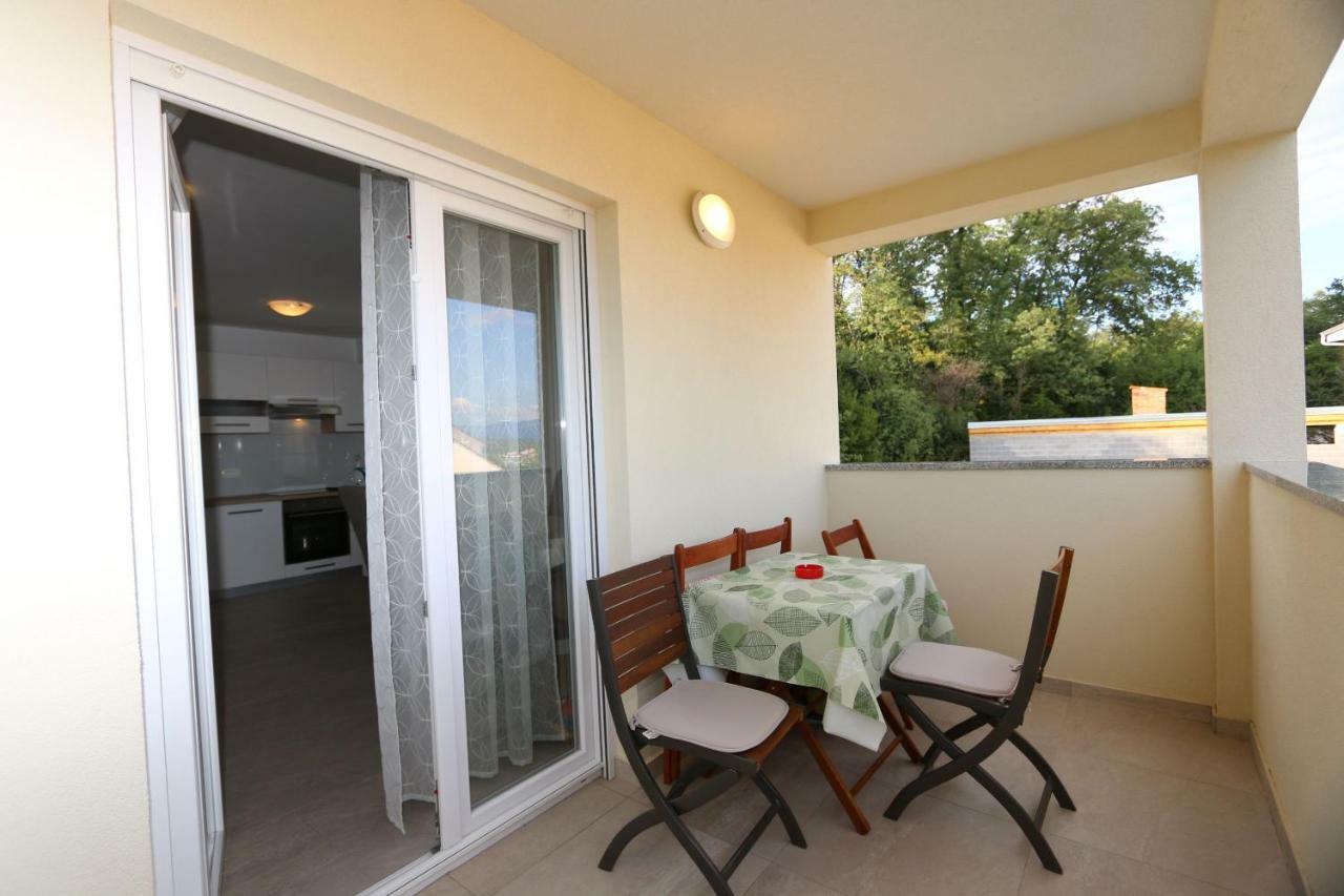 Apartment Samsa Mirica Čižići Εξωτερικό φωτογραφία
